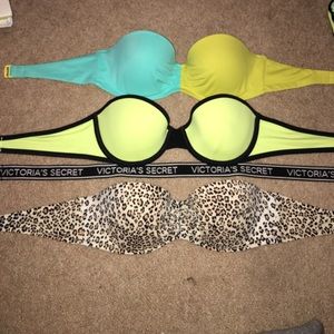Bandeau VS bikini tops